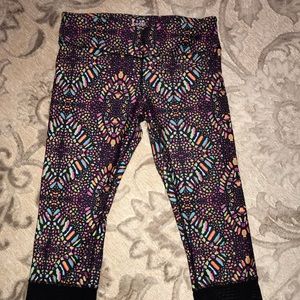 Kyodan Colorful and fun running/workout capris